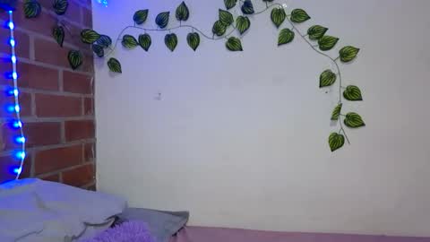 steffany doll online show from January 15, 9:45 pm