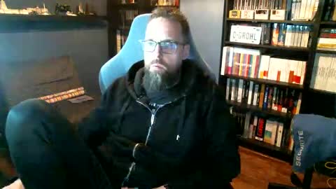 MeStef online show from April 17, 7:27 pm