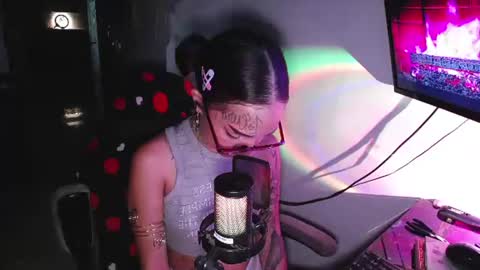  online show from June 30, 6:24 am
