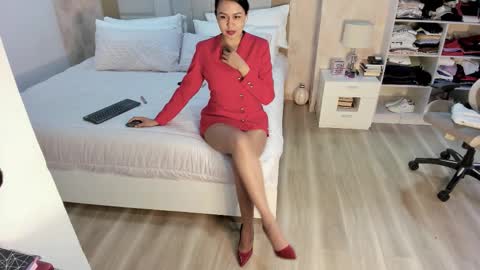 Zuly online show from March 4, 12:40 am