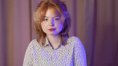 Snapshot of stela_vanila chatting on September 19, 5:00 am Stella online show from September 19, 5:00 am