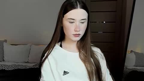 stella_sunny online show from January 15, 6:17 pm