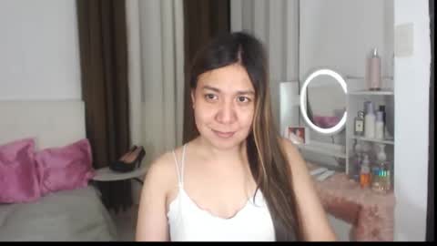 Stella online show from February 18, 8:52 pm