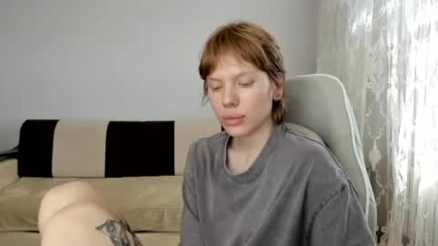 S T E L L A online show from May 17, 10:46 am