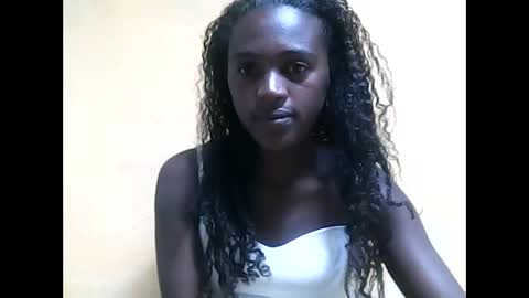 stephania12112343 online show from May 20, 5:41 pm