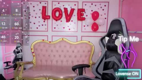 Stephania online show from February 14, 1:03 pm