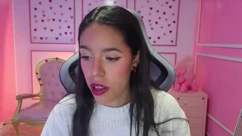 Snapshot of stephania_t chatting on September 23, 12:21 pm Stephania online show from September 23, 12:21 pm