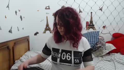 Stephanie   online show from March 10, 11:34 am