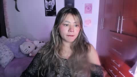 Stephanie  online show from April 9, 4:38 am