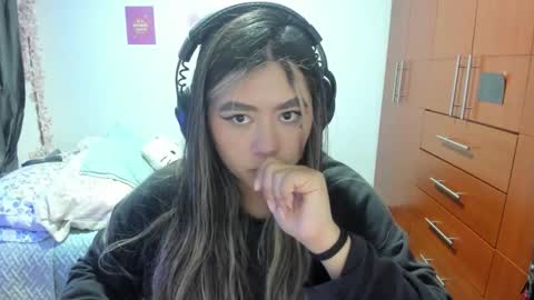 Stephanie  online show from October 20, 4:06 am