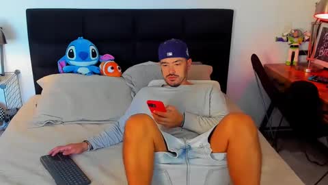 stephanroux online show from January 18, 1:08 pm