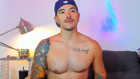 stephanroux online show from January 4, 2:46 pm