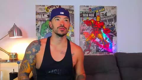 stephanroux online show from January 2, 11:20 am