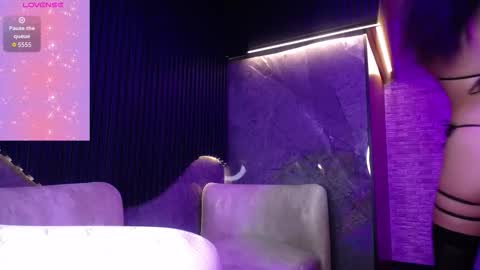 stephany_rodriguez_ online show from February 5, 1:14 pm