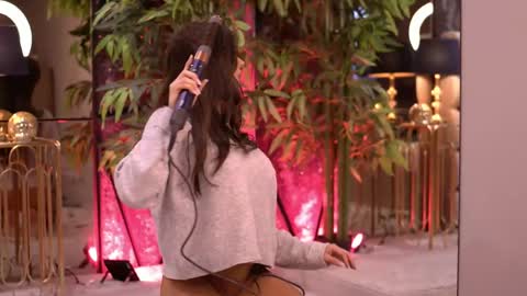 Steph online show from March 28, 8:49 am