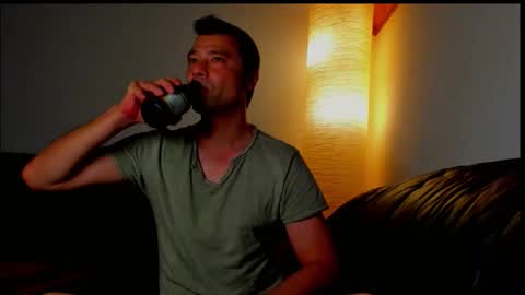 sternhagel online show from October 16, 6:29 pm