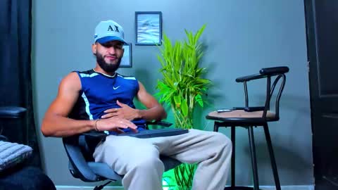 Steve  online show from November 6, 10:40 am