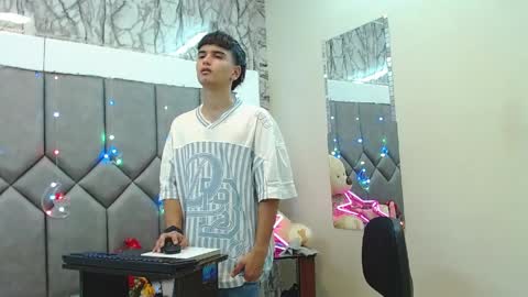 Steve Hotman  online show from April 5, 7:22 pm