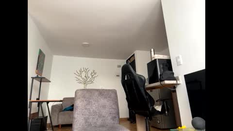 Esteban online show from September 25, 6:15 pm