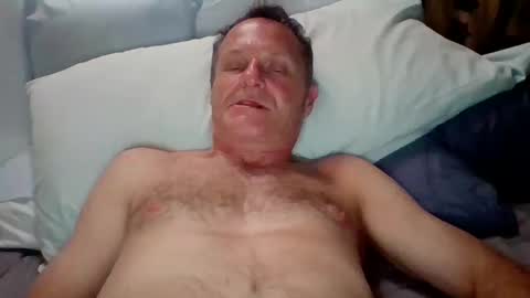 steviehard7 online show from October 13, 9:00 am