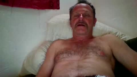 steviehard7 online show from January 12, 5:58 am