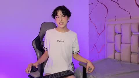 Sthepano  online show from February 26, 8:56 pm