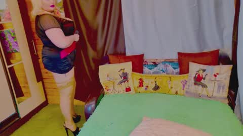 StiphlerMomy online show from November 15, 4:08 pm