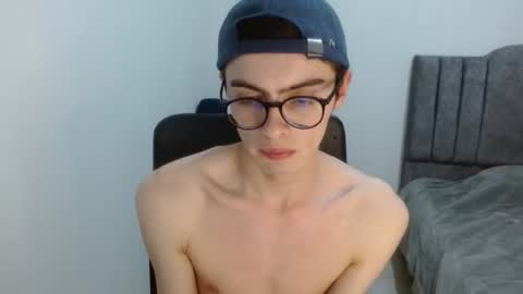 stiv_grant online show from June 3, 12:46 am