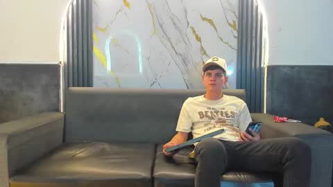 friends online show from March 16, 4:15 am