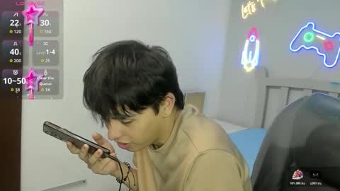 Stiwen online show from December 19, 11:44 pm