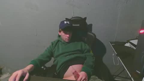 stonedpanda77 online show from January 24, 4:48 am