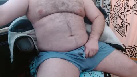 Snapshot of stonerbear42 chatting on February 12, 3:27 pm Stonerbear42 online show from February 12, 3:27 pm