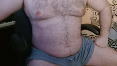 Snapshot of stonerbear42 chatting on February 25, 12:27 pm Stonerbear42 online show from February 25, 12:27 pm