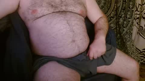 Snapshot of stonerbear42 chatting on February 19, 4:12 am Stonerbear42 online show from February 19, 4:12 am