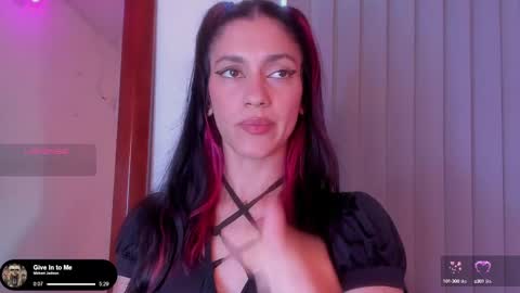 Snapshot of stonned_candy chatting on February 25, 10:09 pm Liz online show from February 25, 10:09 pm