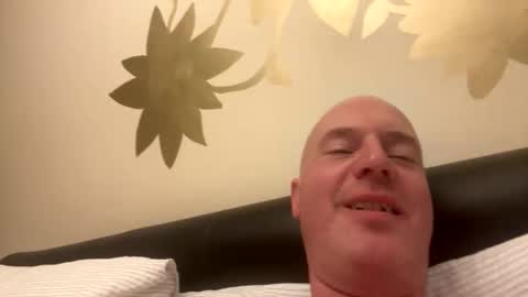 Stoodley22 online show from March 6, 9:25 pm