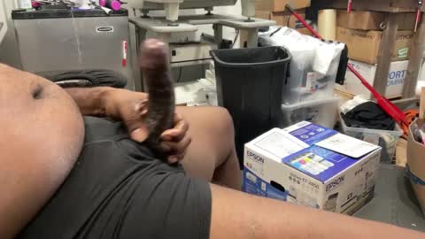 Snapshot of str8blkjaxfl chatting on December 5, 10:06 pm NAV online show from December 5, 10:06 pm