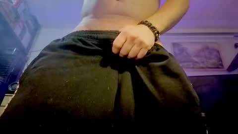 Str8 online show from December 22, 9:16 am