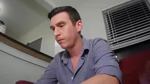 Snapshot of str8stuntcox chatting on October 7, 3:46 am Str8StuntCox online show from October 7, 3:46 am