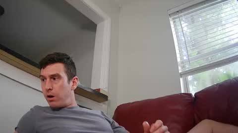 Snapshot of str8stuntcox chatting on October 19, 8:57 pm Str8StuntCox online show from October 19, 8:57 pm
