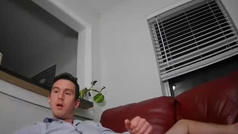 Snapshot of str8stuntcox chatting on October 16, 2:33 am Str8StuntCox online show from October 16, 2:33 am