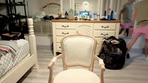 str8whiteboy21 online show from May 11, 1:23 am
