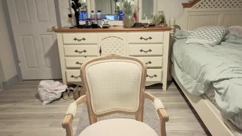 str8whiteboy21 online show from December 1, 6:44 am