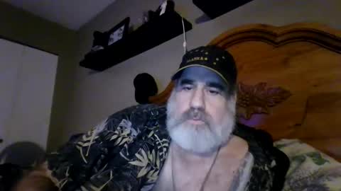 Straightbear4you online show from June 10, 9:41 am