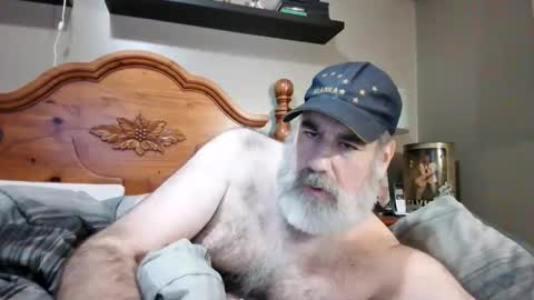 Straightbear4you online show from November 9, 11:13 am