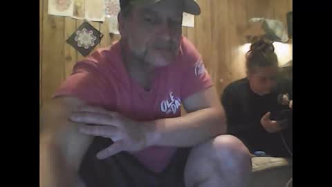 straightmaletouse online show from May 8, 6:19 am