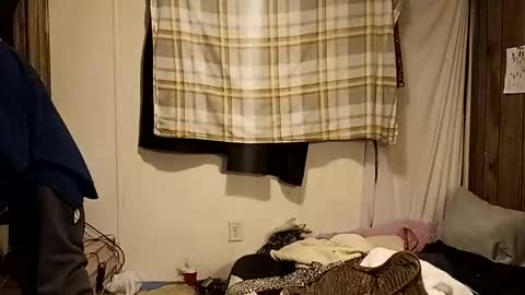 straighttoy online show from December 1, 10:46 am