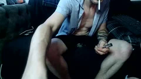 straitpipermann22 online show from May 13, 5:17 am