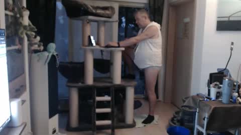 Stranger online show from October 8, 5:13 am