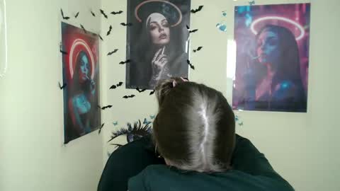 Snapshot of stranger_giirl chatting on March 12, 4:24 pm Amalia online show from March 12, 4:24 pm